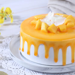 Alternative view of Irresistible Cream cake Mango Cake