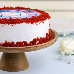 Alternative view of Exquisite Glazed Red velvet Cake