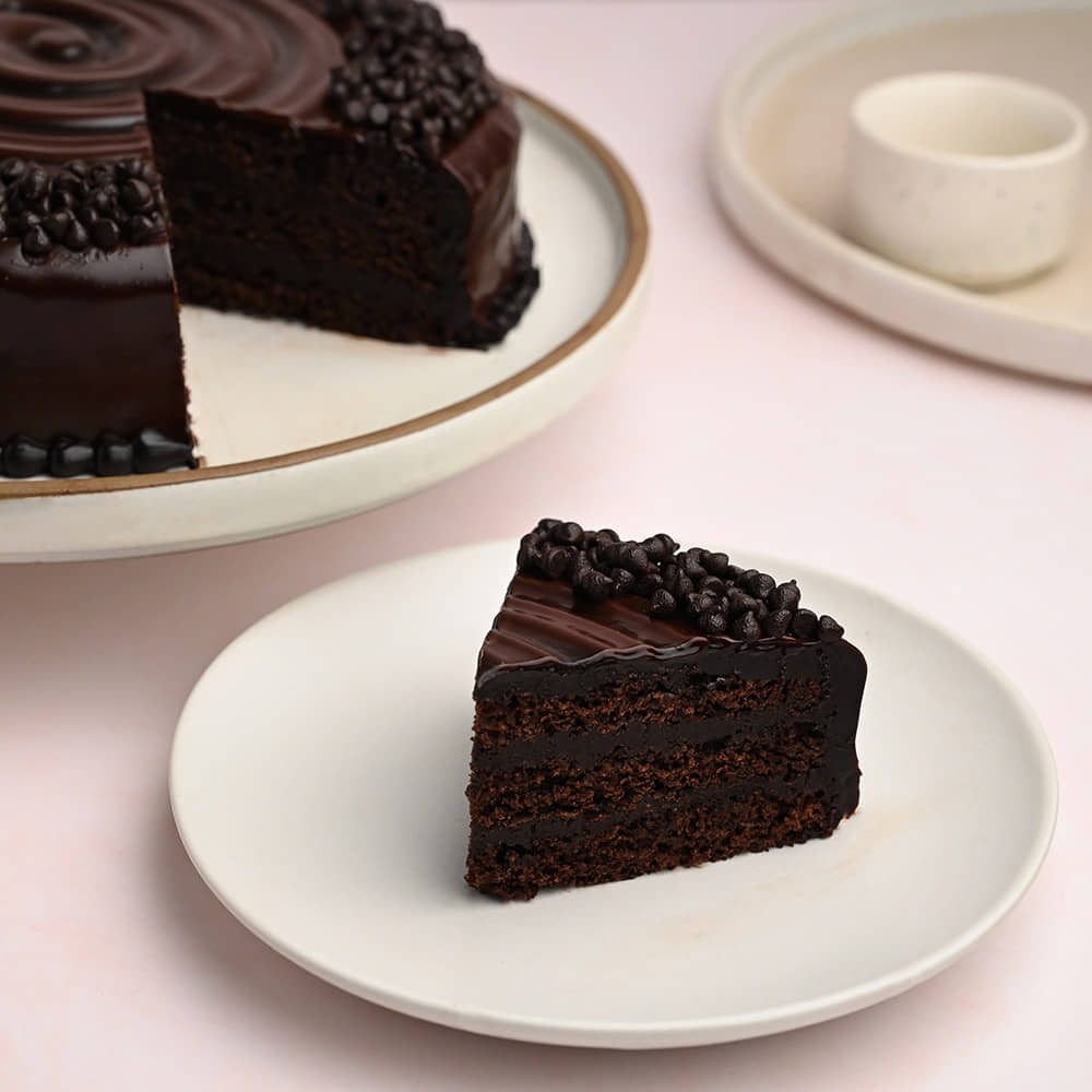 Fudgy Chocolate Truffle Cake