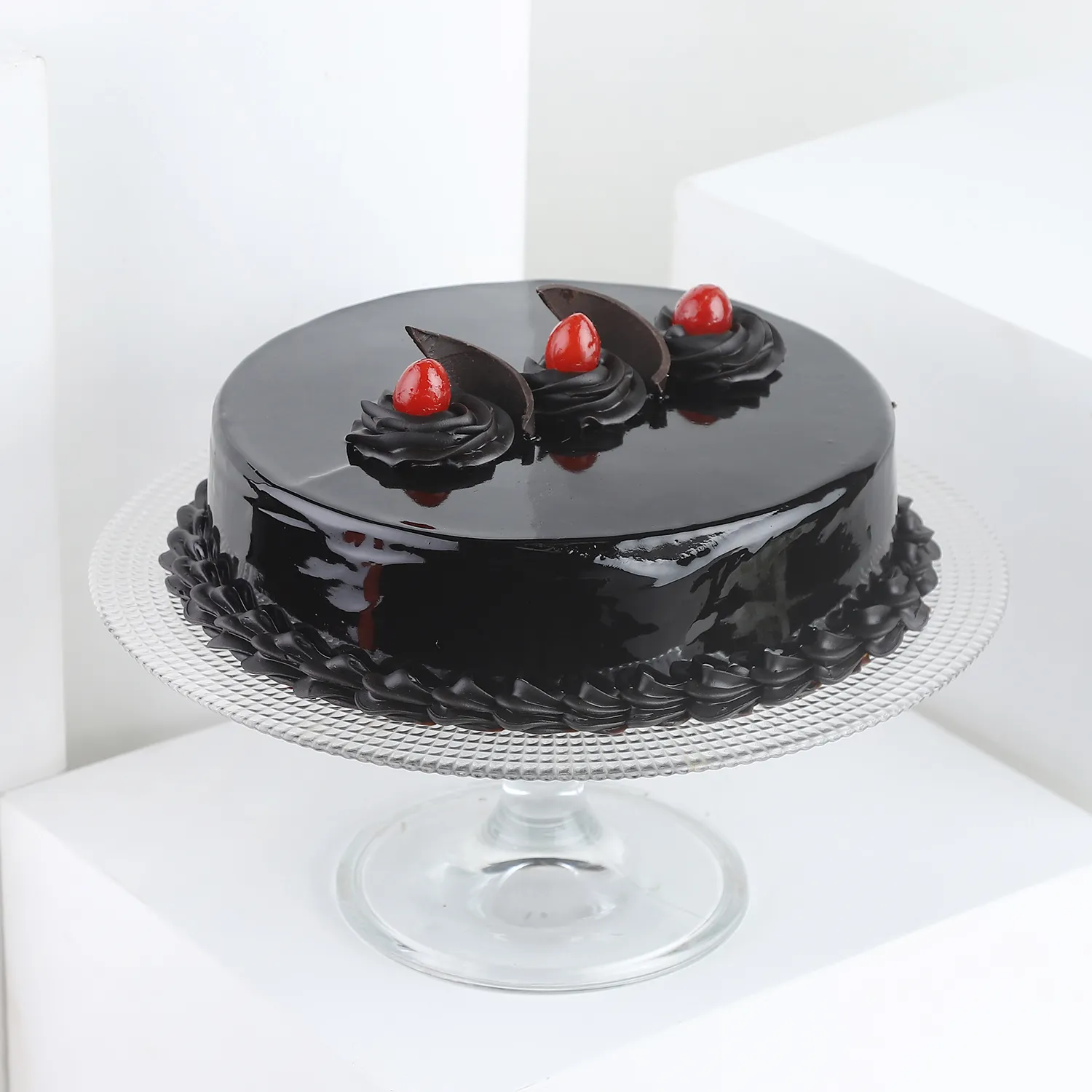 The Theme Chocolate Truffle Cake & Beautiful Roses