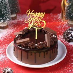 Rich Chocolate Kitkat New Year Cake